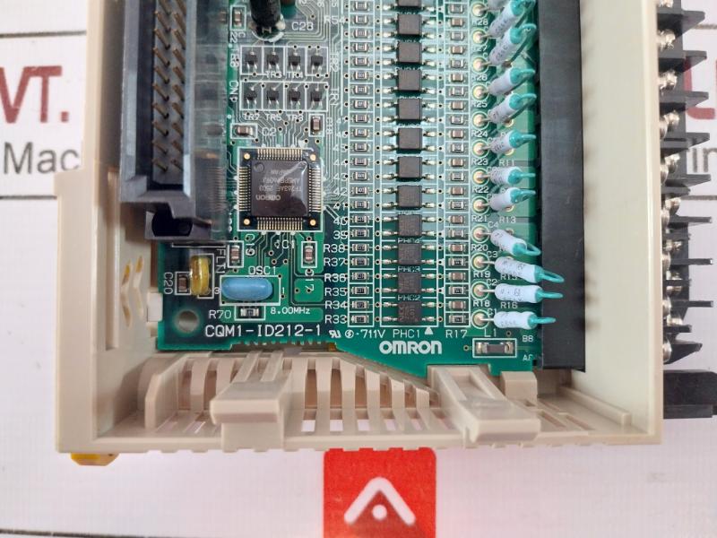 Omron Cqm1-id212 Plc Input Unit 24Vdc 6Ma 02901075