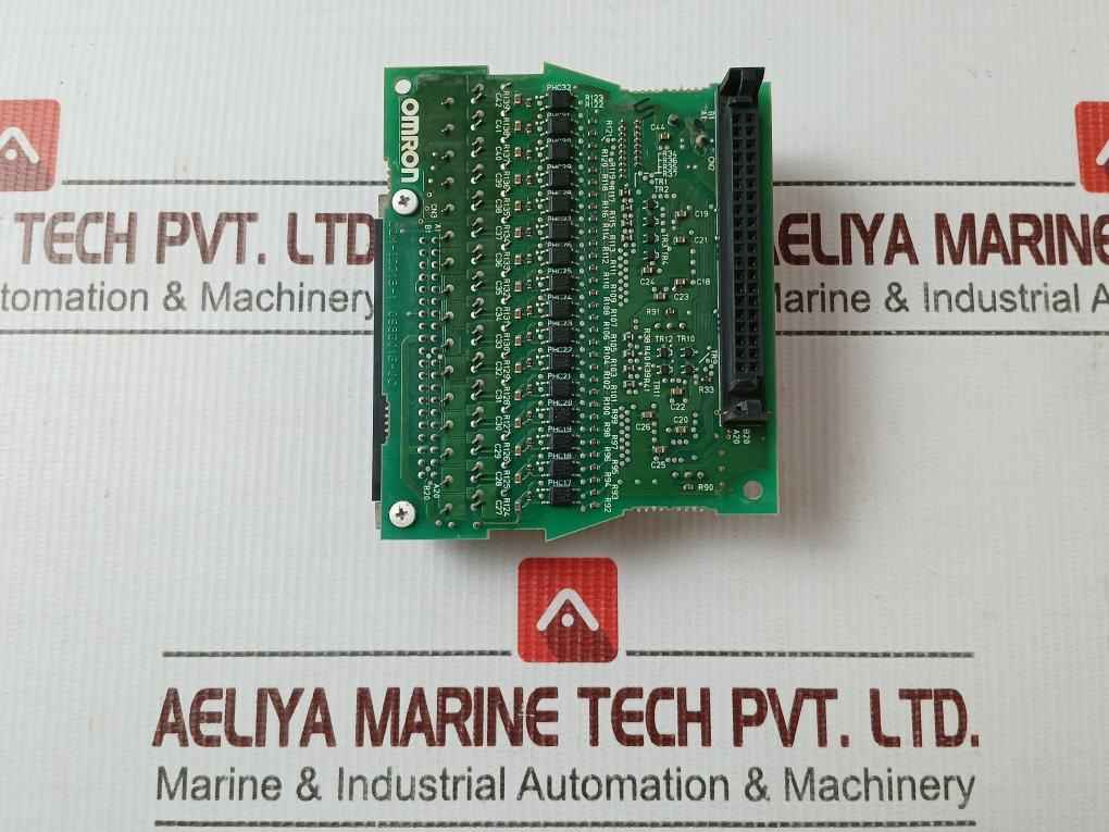 Omron Cqm1-id213-1 Plc Input Module 94V-0