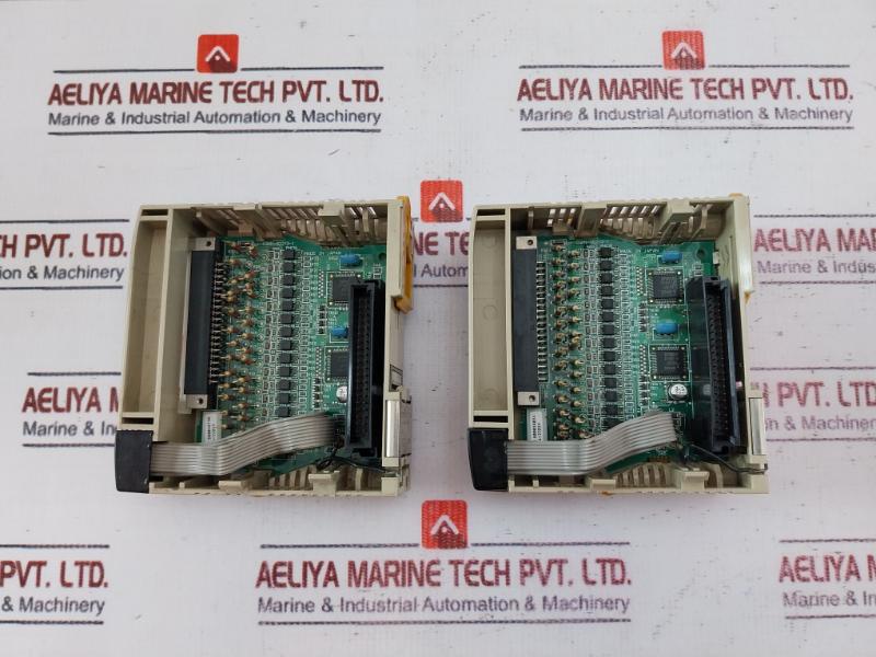 Omron Cqm1-id213 32-point Input Module Cqm1-id213-1 24Vdc 4Ma