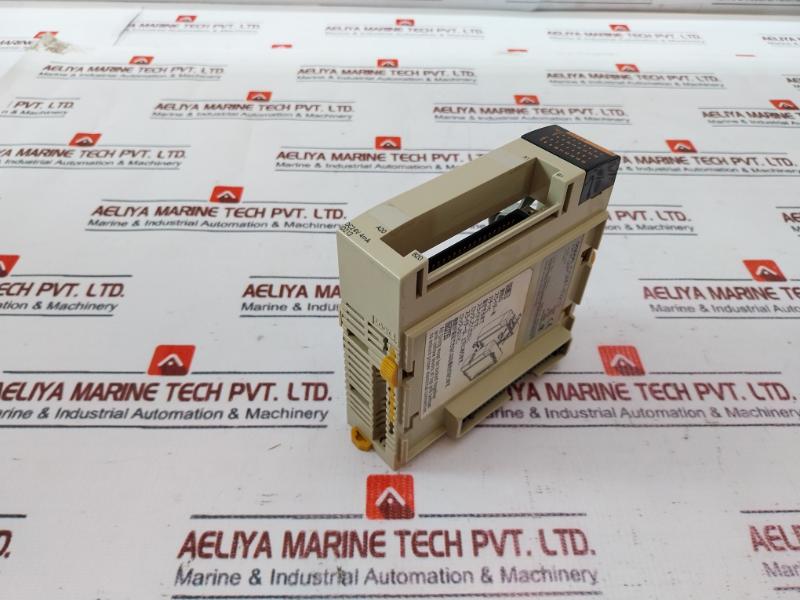 Omron Cqm1-id213 32-point Input Module Cqm1-id213-1 24Vdc 4Ma