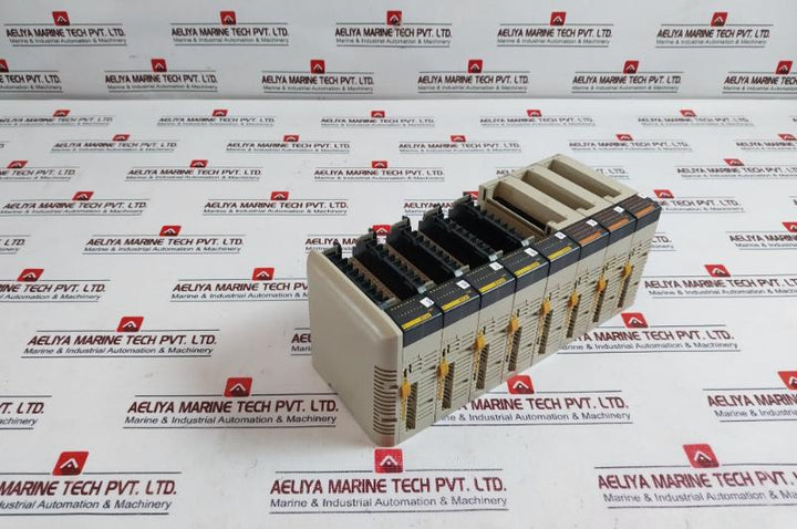 Omron Cqm1-id213 Input Unit 24vdc 32 Points & Cqm1-oc222 Output Unit 250v Ac 24v Dc