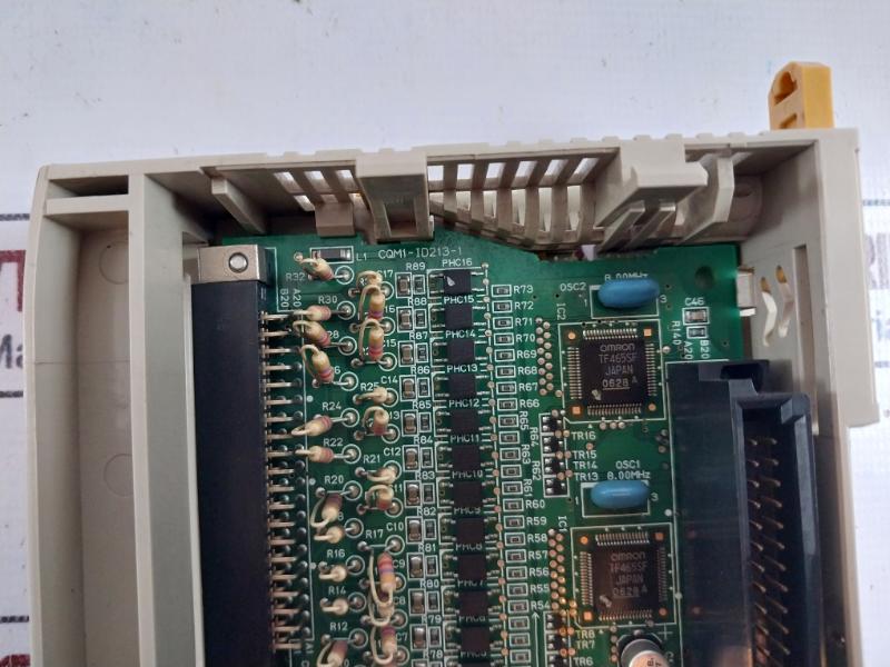 Omron Cqm1-id213 Input Unit 24vdc 32 Points & Cqm1-oc222 Output Unit 250v Ac 24v Dc