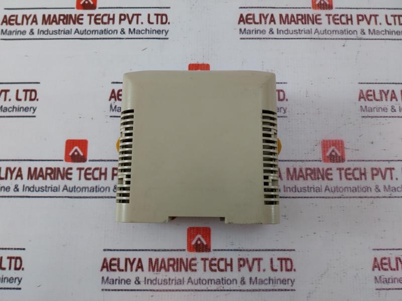 Omron Cqm1-id213 Sysmac 32-point Input Unit Cqm1-cpu11-9