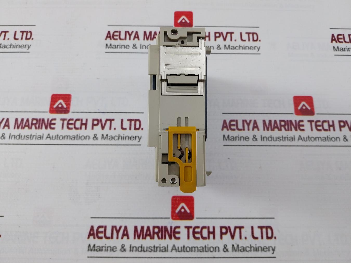 Omron Cqm1-ips02 Power Supply Unit