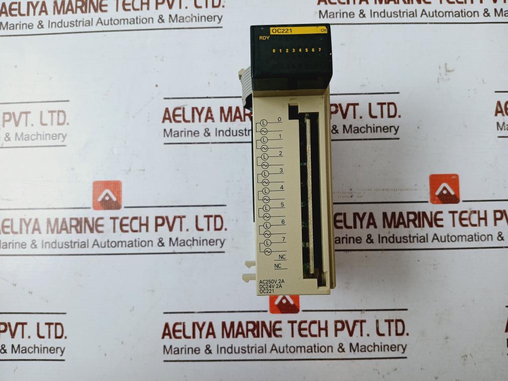 Omron Cqm1-oc221 8-point Output Module Ac250V 2A Dc24V