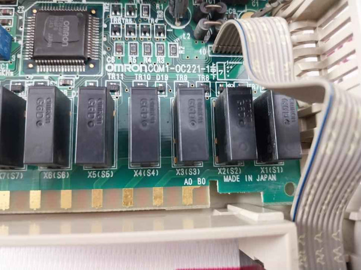 Omron Cqm1-oc221 Output Unit Rev.C13 250Vac 24Vdc 16A/U 72Va/P