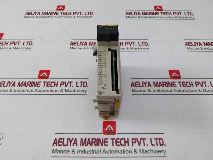 Omron Cqm1-oc221 Output Unit Rev.C13 250Vac 24Vdc 16A/U 72Va/P