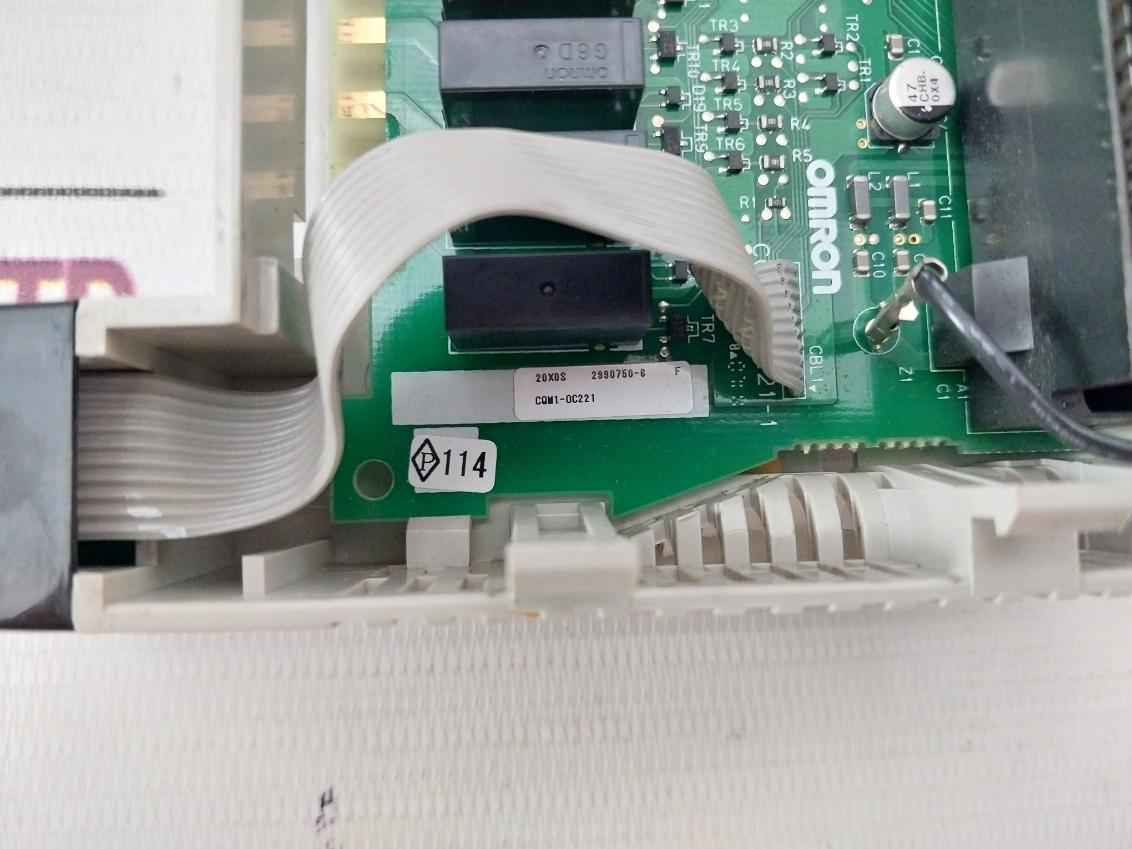 Omron Cqm1-oc221 Plc Output Unit Module 72Va/P 1440Va/U 20X0S