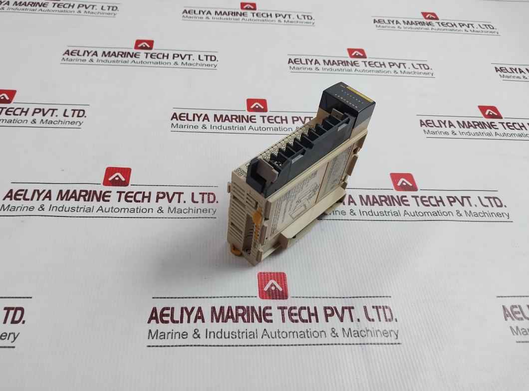 Omron Cqm1-oc222 16-point Output Unit 250Vac/24Vdc