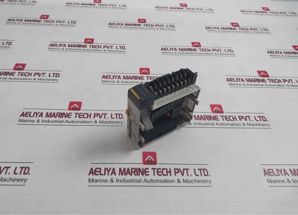 Omron Cqm1-oc222 Output Unit Temp.Code: T4A