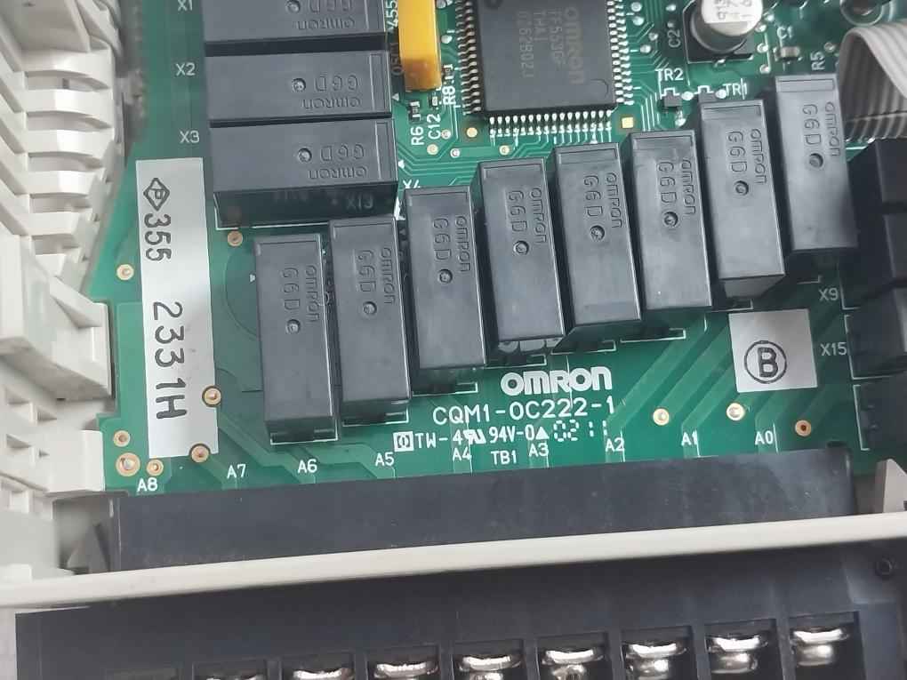 Omron Cqm1-oc222 Output Unit Temp.Code: T4A