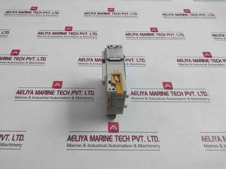 Omron Cqm1-oc222 Output Unit Temp.Code: T4A