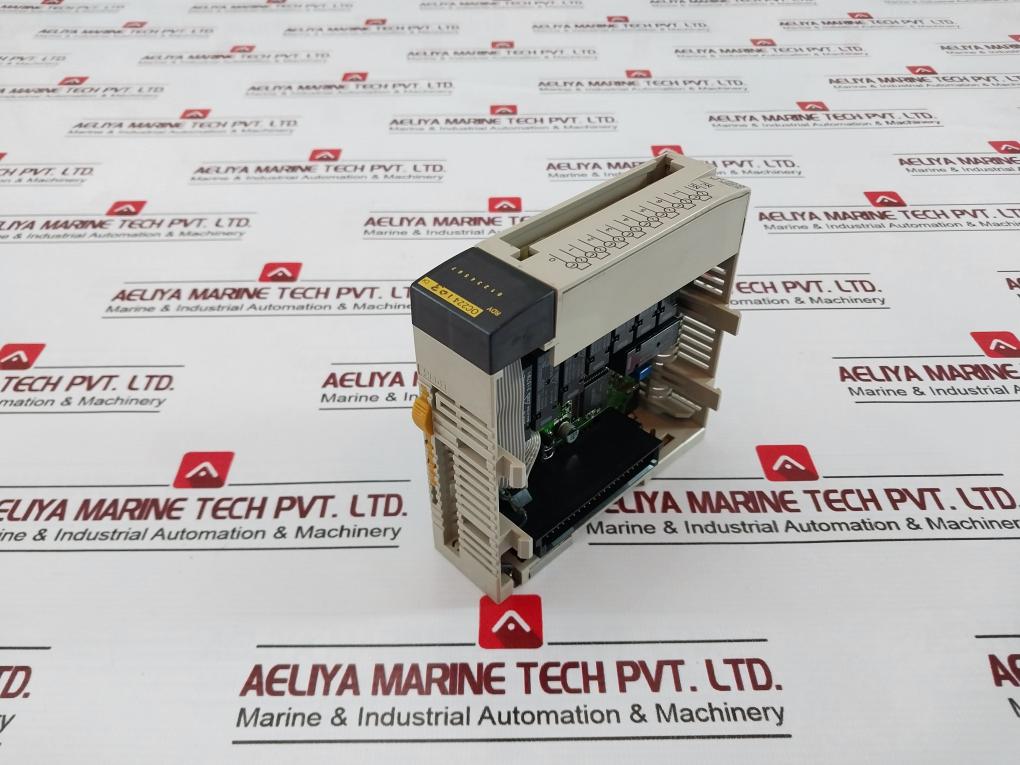 Omron Cqm1-oc224 Plc Output Module 8 Point 250Vac