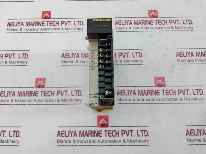 Omron Cqm1-od211 Digital Output Unit 24vdc 2a/point 8 Points 5a