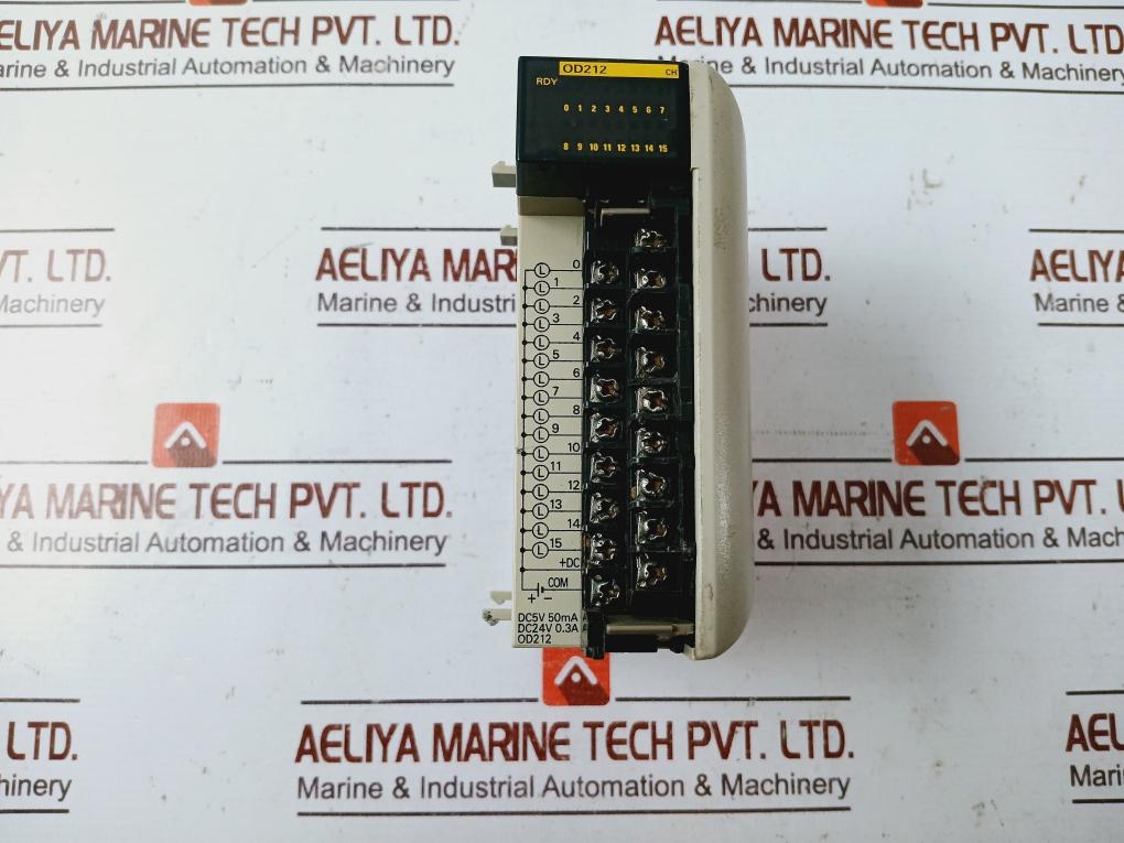 Omron Cqm1-od212 16-point Output Module W/ Cqm1-cpu11-9 End Cap