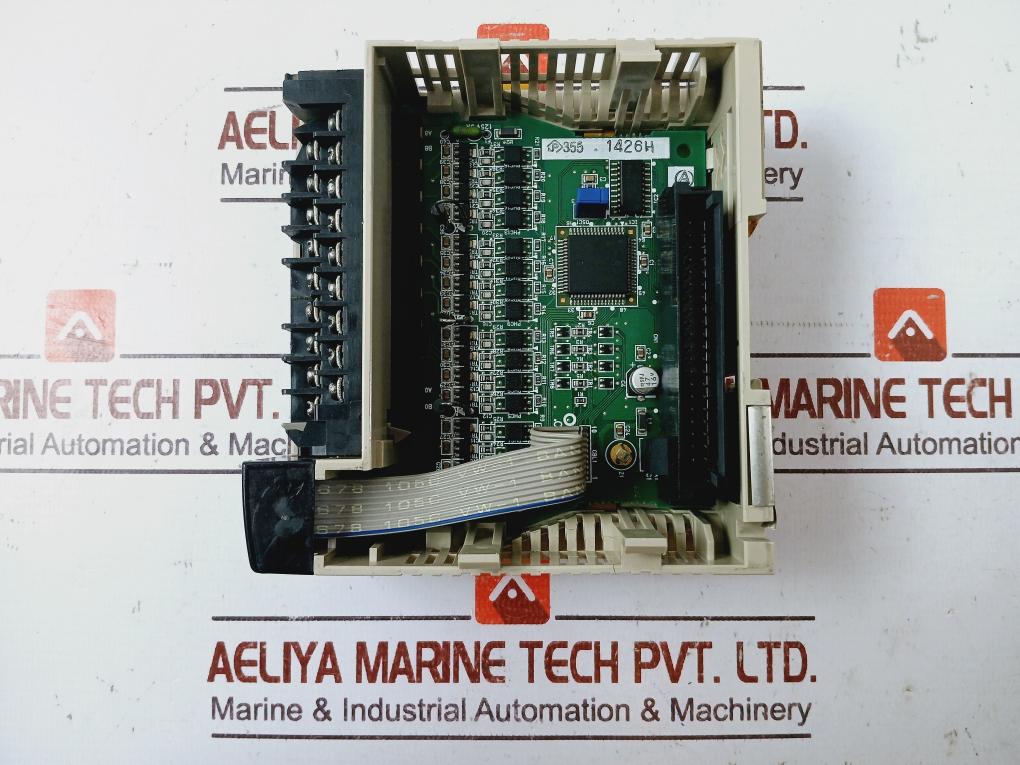 Omron Cqm1-od212 16-point Output Module W/ Cqm1-cpu11-9 End Cap