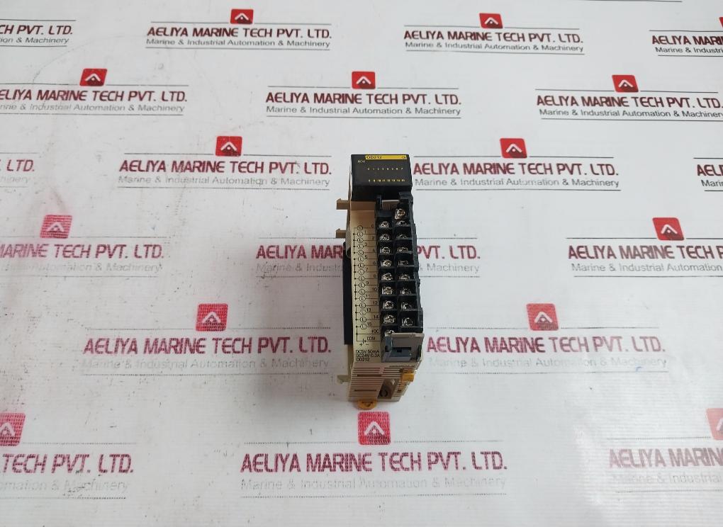 Omron Cqm1-od212 16-point Plc Output Module 5-24Vdc 0.3A