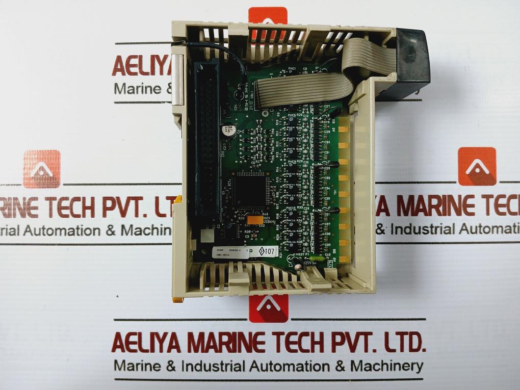 Omron Cqm1-od212 16-points Digital Output Unit 5-24V Dc 0.3A