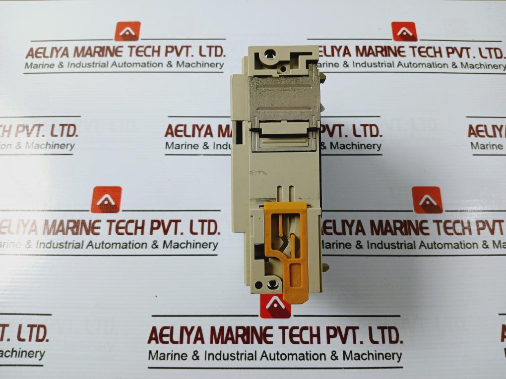 Omron Cqm1-od212 16-points Digital Output Unit 5-24V Dc 0.3A