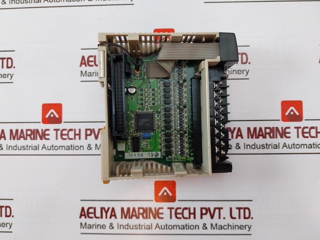 Omron Cqm1-od212 16-points Digital Output Unit Dc5V 50Ma Dc24V 0.3A