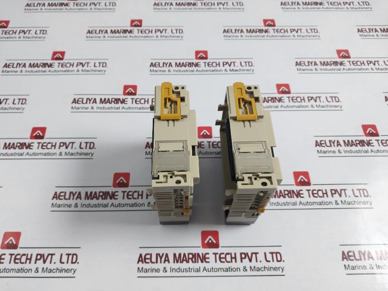 Omron Cqm1-od212 Cqm1-series 16-points Output Module, 24Vdc, 4.8A