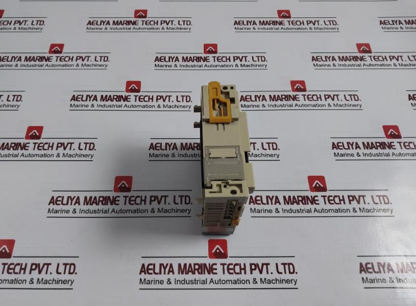 Omron Cqm1-od212 Cqm1-series 16-points Output Module, 24Vdc, 4.8A