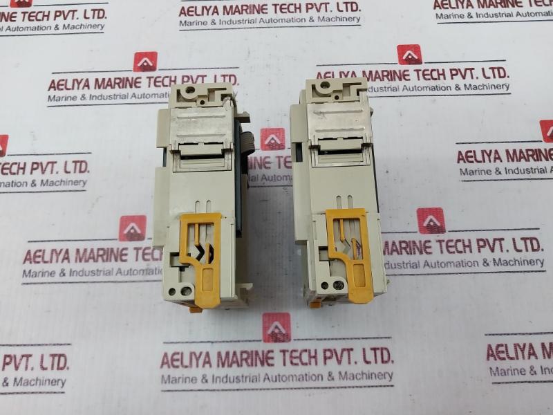 Omron Cqm1-od212 Output Module 16 Points 5-24Vdc 0,3A/Point 4,8A/Unit