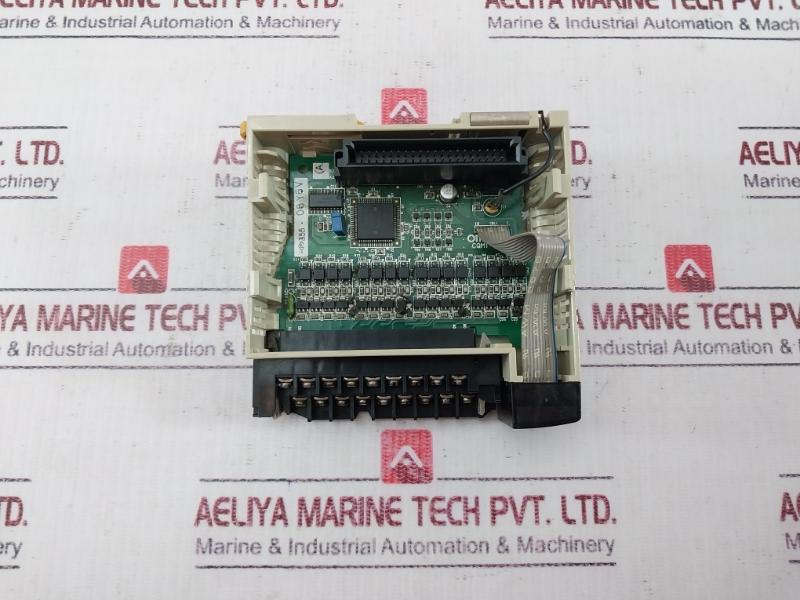 Omron Cqm1-od212 Output Module 16 Points 5-24Vdc 0,3A/Point 4,8A/Unit