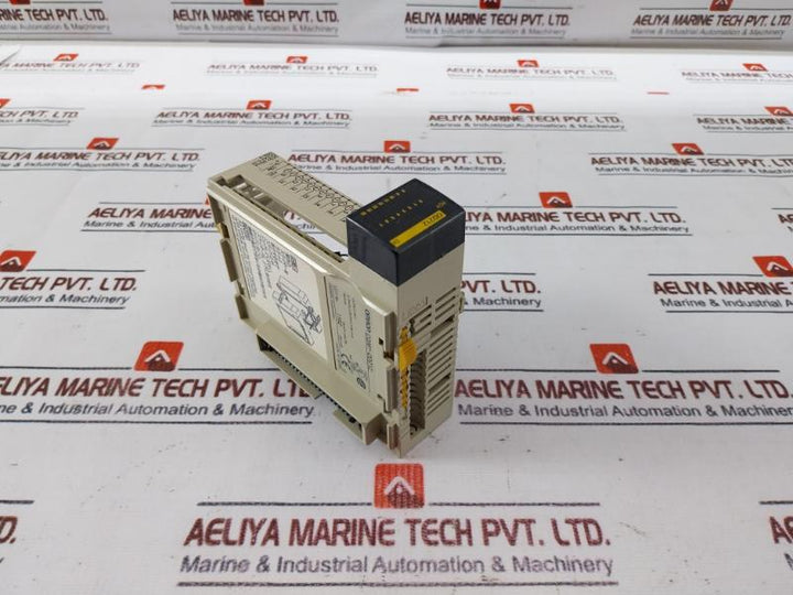 Omron Cqm1-od212 Output Module 5-24Vdc 0.3A