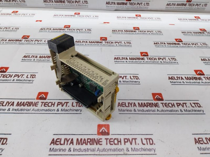 Omron Cqm1-od212 Output Unit 5-24Vdc 0.3A/Point