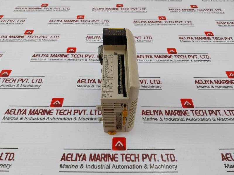 Omron Cqm1-od212 Output Unit 5-24Vdc, 0.3A/Point
