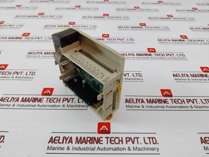 Omron Cqm1-od212 Output Unit 5-24Vdc, 0.3A/Point