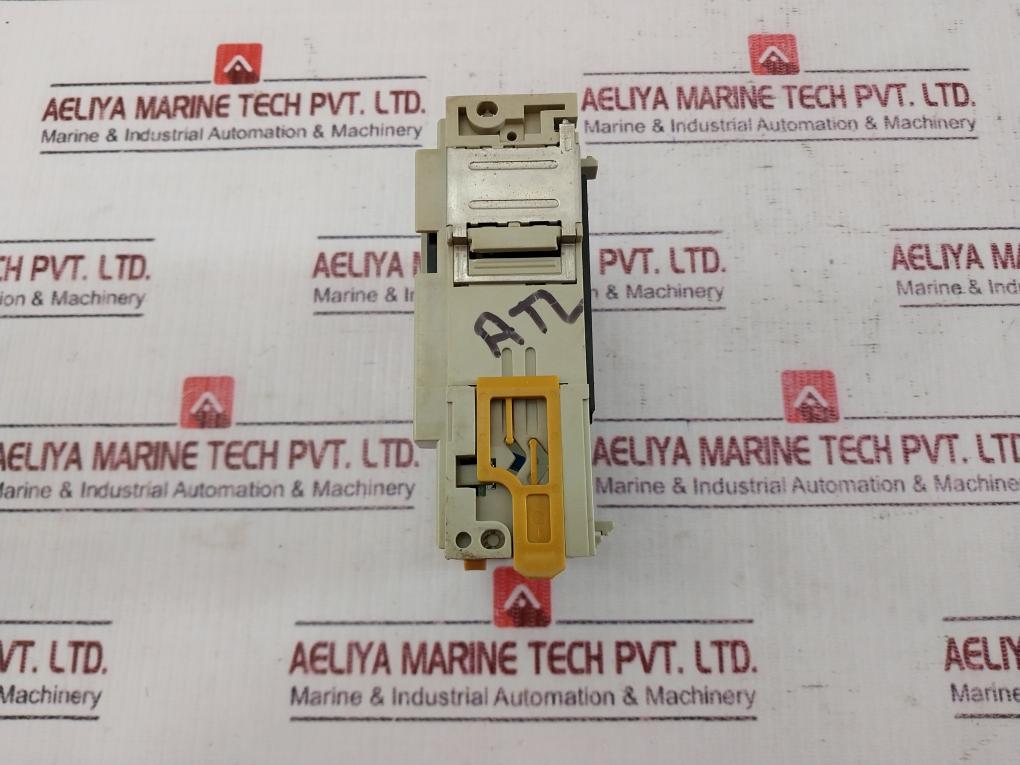 Omron Cqm1-od212 Output Unit Transistor Programmable Controller 5-24Vdc