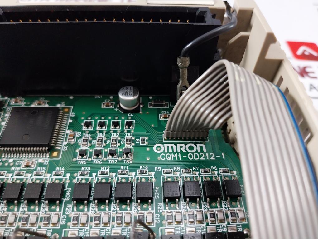 Omron Cqm1-od212 Plc Output Unit Module Dc5V 50Ma 05601009