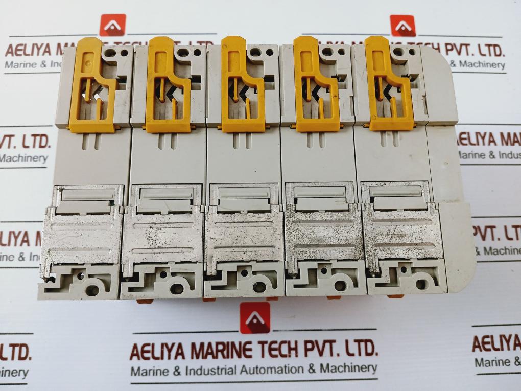 Omron Cqm1-od213, Cqm1-id213, Cqm1-od214 Input-output Unit Rack