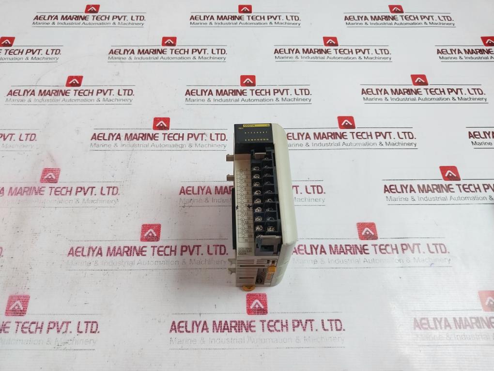 Omron Cqm1-od214 16-point Output Module 5-24Vdc 0.3A