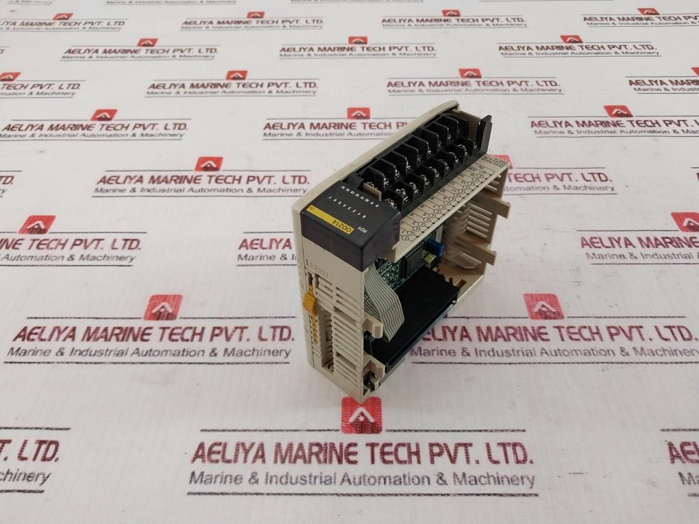 Omron Cqm1-od214 Output Unit Module 5-24Vdc 0.3A 16 Point