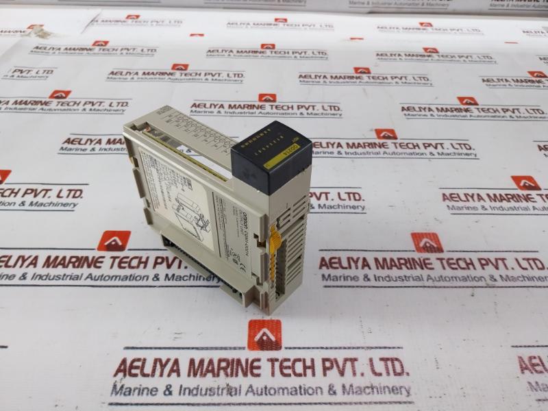 Omron Cqm1-od214 Output Unit Module 5-24Vdc, 0.3A/Point