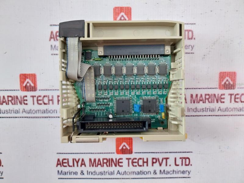 Omron Cqm1-od216 32-points Output Module, 24vdc 0.5a