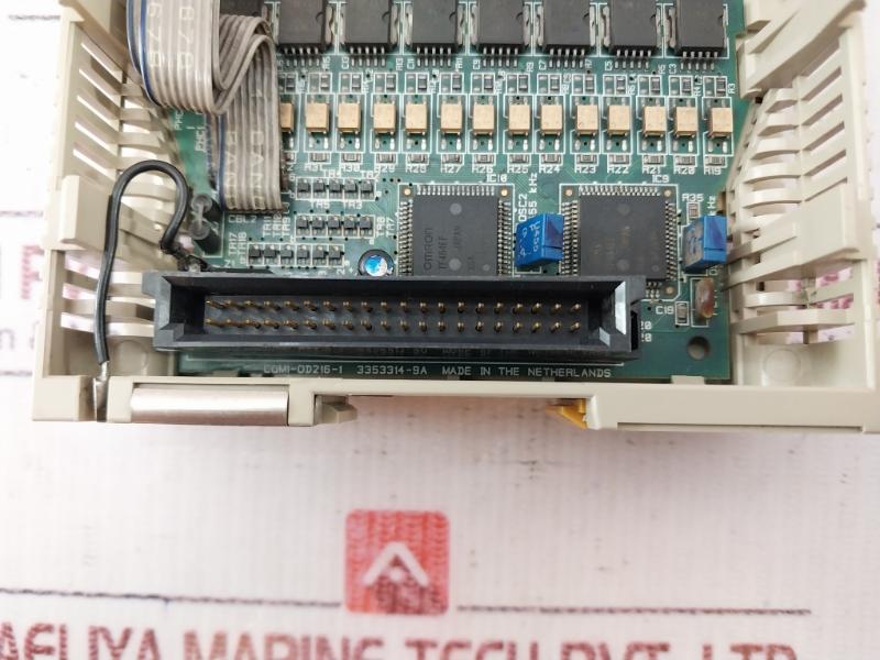 Omron Cqm1-od216 32 Points Output Module Dc24v 0.5a/point 5a/unit