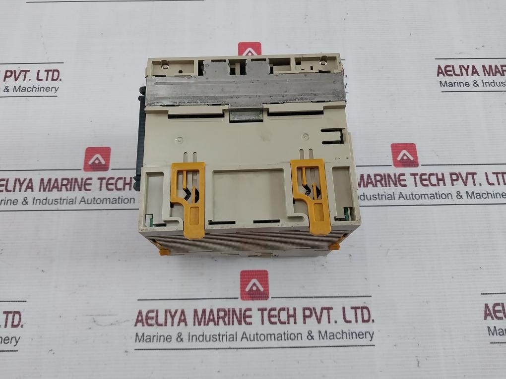 Omron Cqm1-pa203 Plc Power Supply Module 24V Dc 10 Ma 16 Points