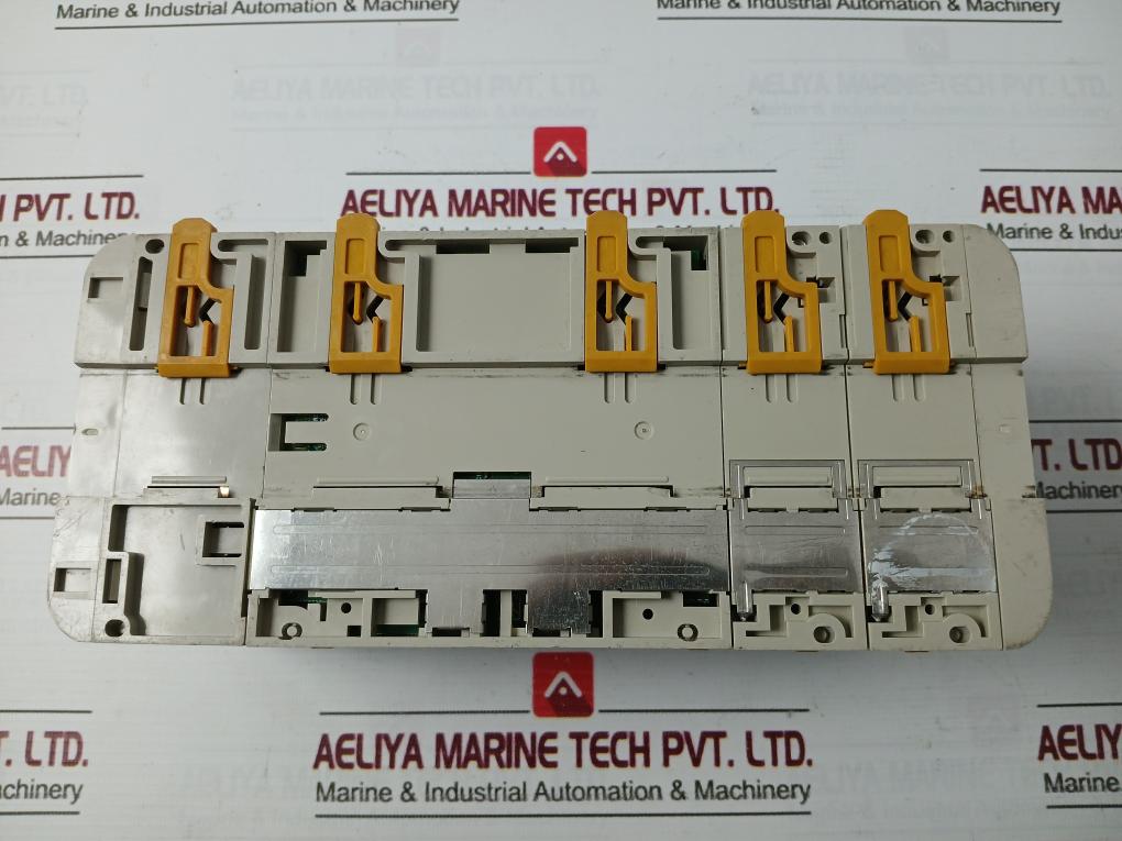 Omron Cqm1-pa203 Plc Power Supply Unit 100-240V Ac 50/60Hz 60Va 94V-0