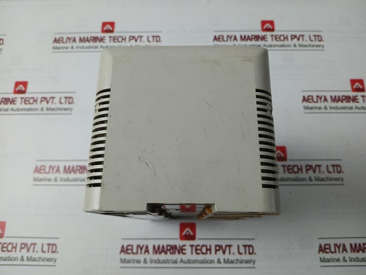 Omron Cqm1-pa203 Plc Power Supply Unit 100-240V Ac 50/60Hz 60Va 94V-0