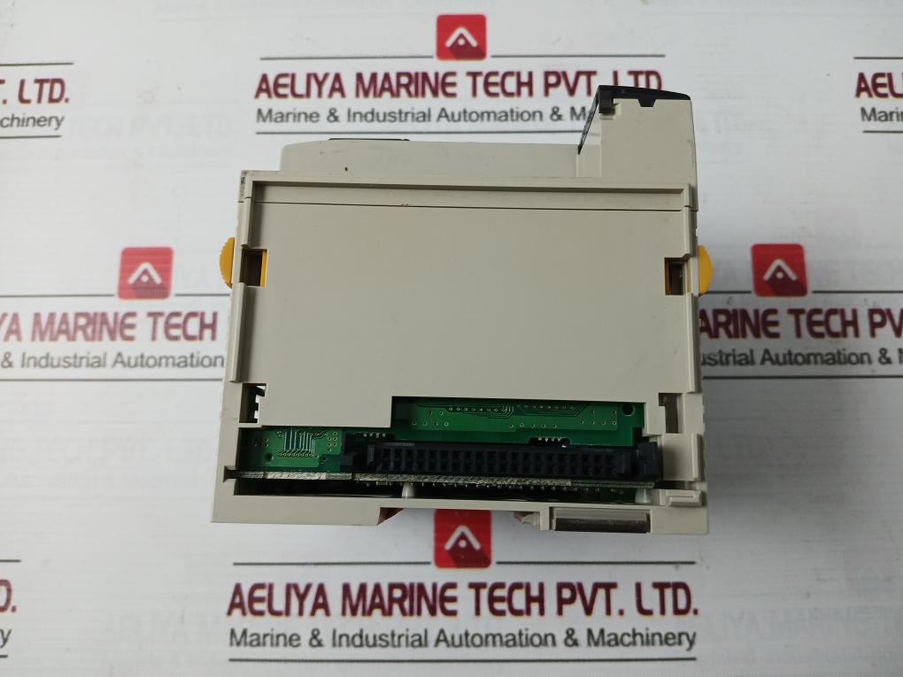 Omron Cqm1-pa203 Plc Power Supply Unit 100-240V Ac 50/60Hz 60Va 94V-0