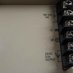 Omron Cqm1-pa206 Power Supply Unit 50/60Hz 100-240Vac