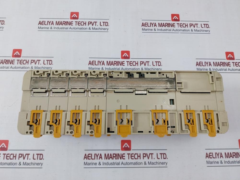 Omron Cqm1-pa206 Switching Power Supply 100-240Vac 50/60Hz 120Va Oc222 Tpb-h