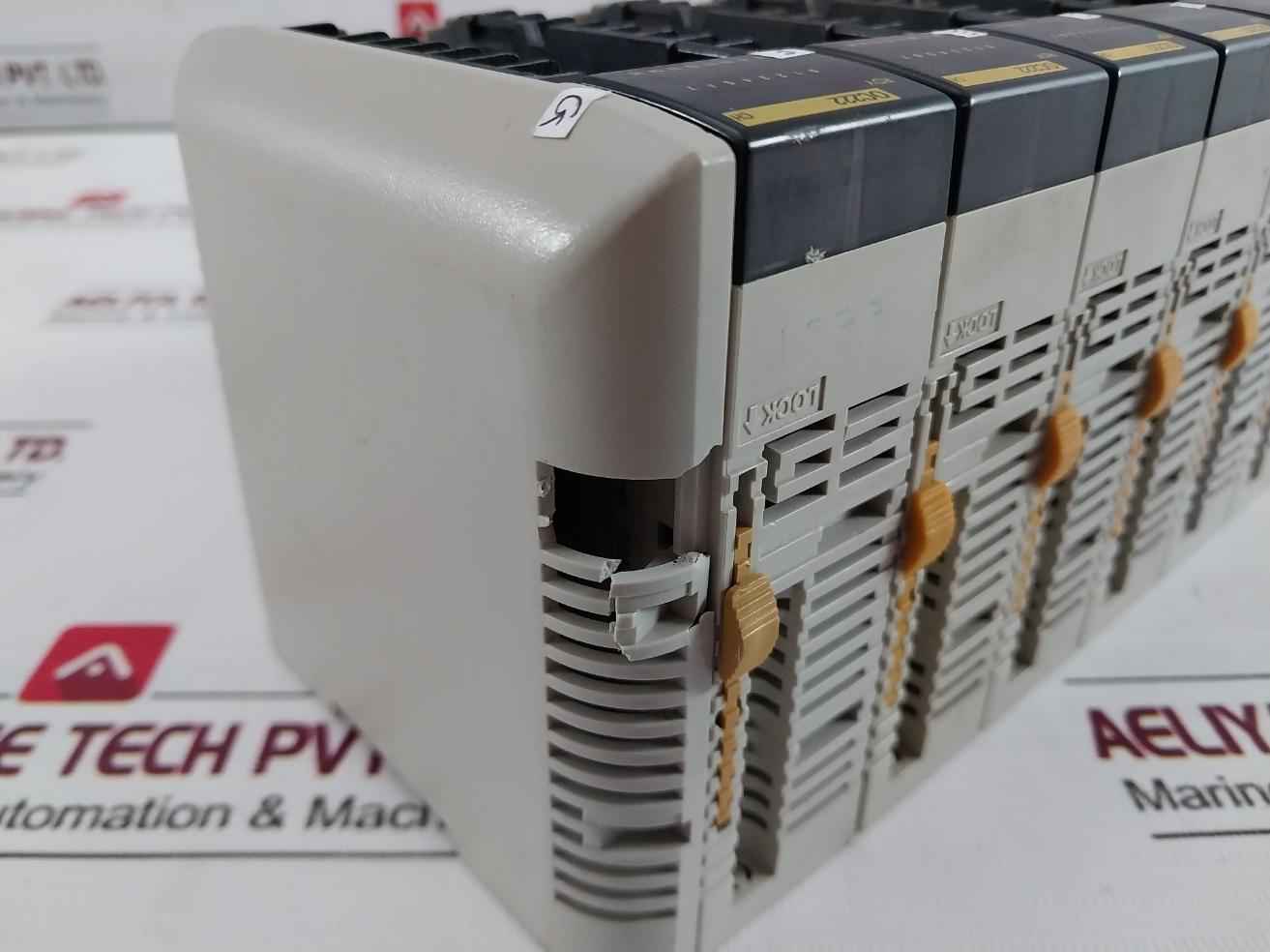 Omron Cqm1H-cpu21 Programmable Controller Cpu Unit Cqm1-pa203 100-240Vac 50/60Hz