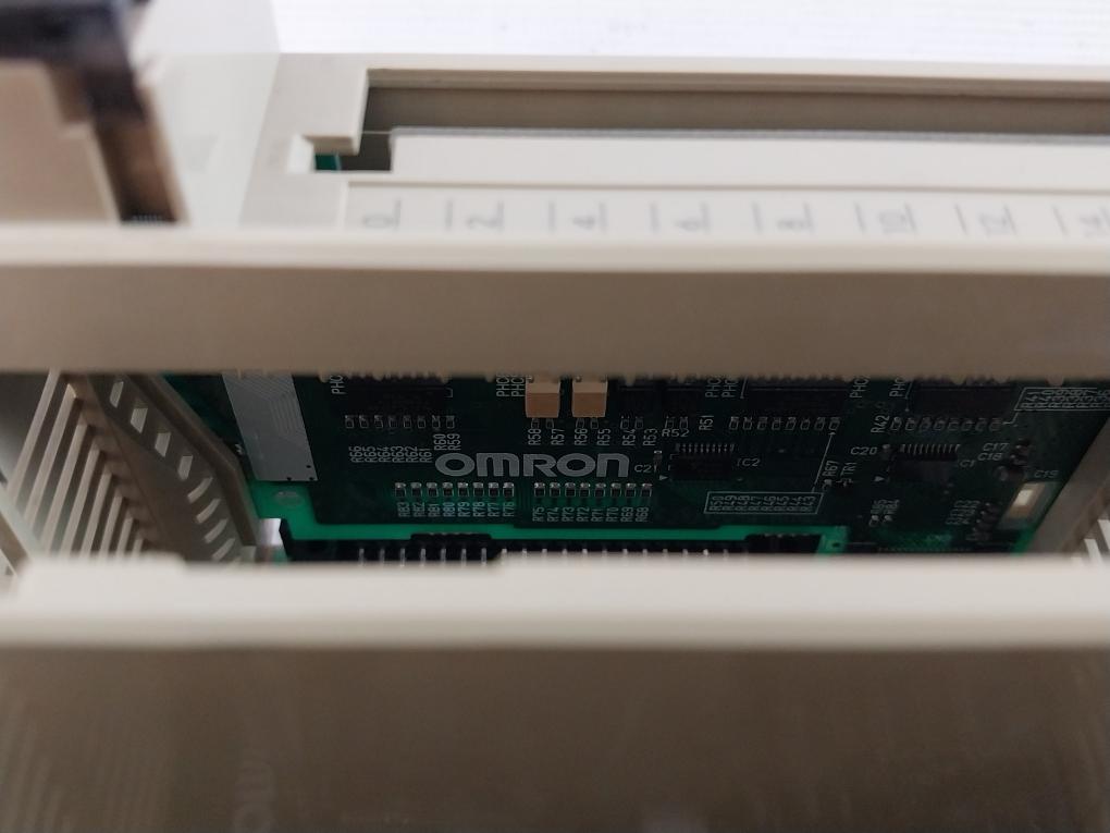 Omron Cqm1H-cpu21 Programmable Controller Unit 24V Dc 10Ma 16 Points