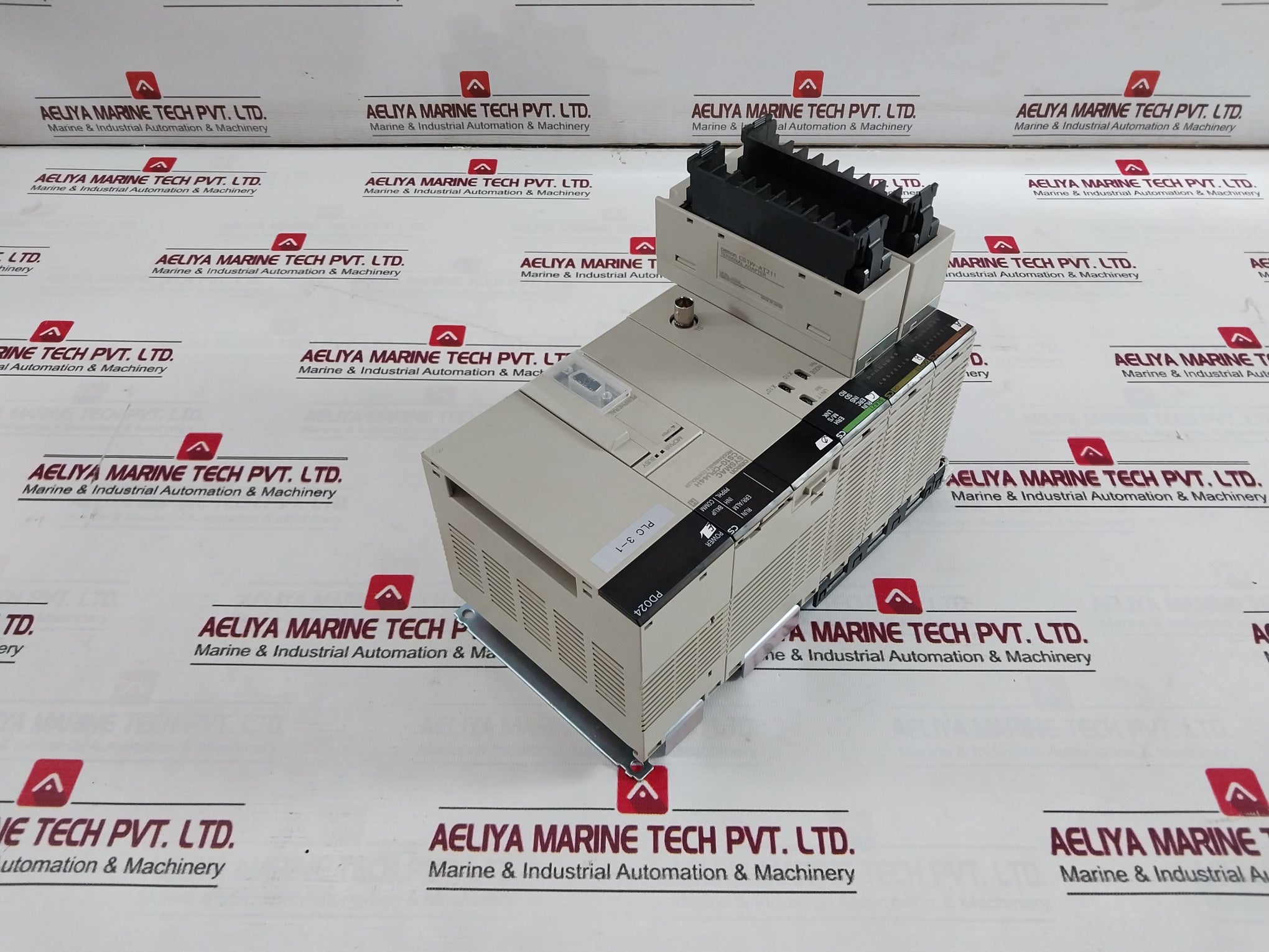 Omron Cs1G-cpu44H Programmable Controller Cpu Unit Cs1W-id211 24V Dc 7Ma 50W