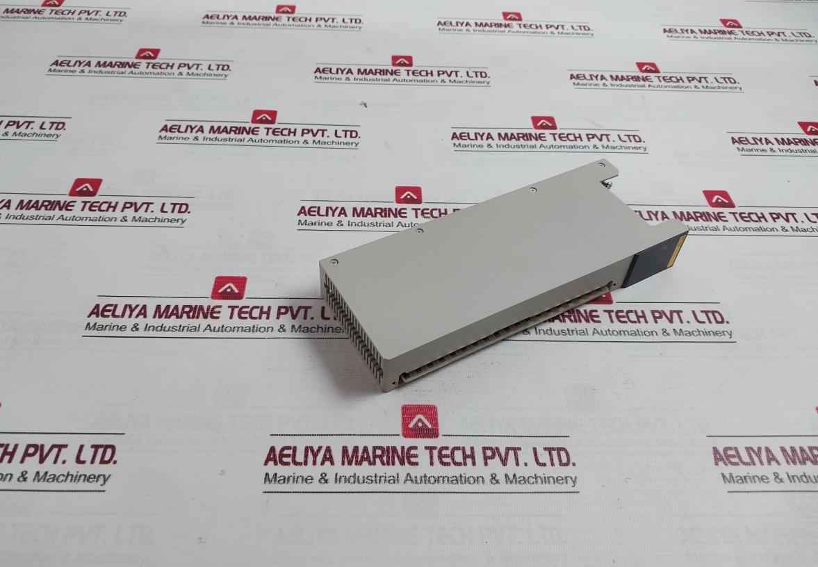 Omron Cs1W-at133 Terminal Block Conversion Unit Cs1W-at 24Vdc 120Vac 250Vac